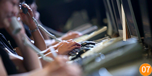 ��(j��)�ϻ�혌����}(c��ng)��(k��)�\,�}(c��ng)��(ch��)�\,����бP(p��n),��бP(p��n),؛�����a(ch��n)�S��